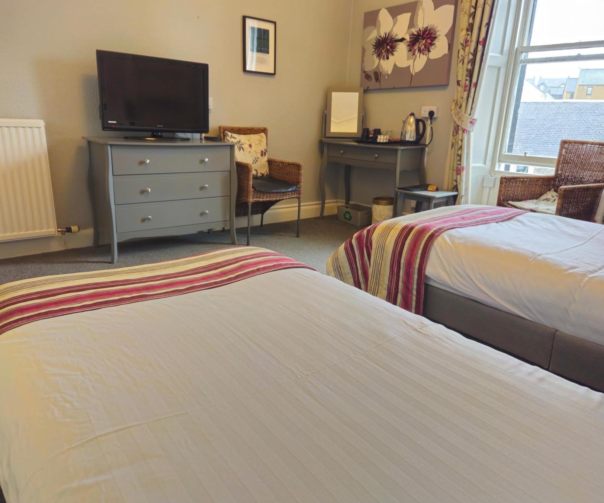 The County Hotel - Self Check-In, Ultra Fast Wi-Fi, Free Parking, Central Location Селкерк Экстерьер фото