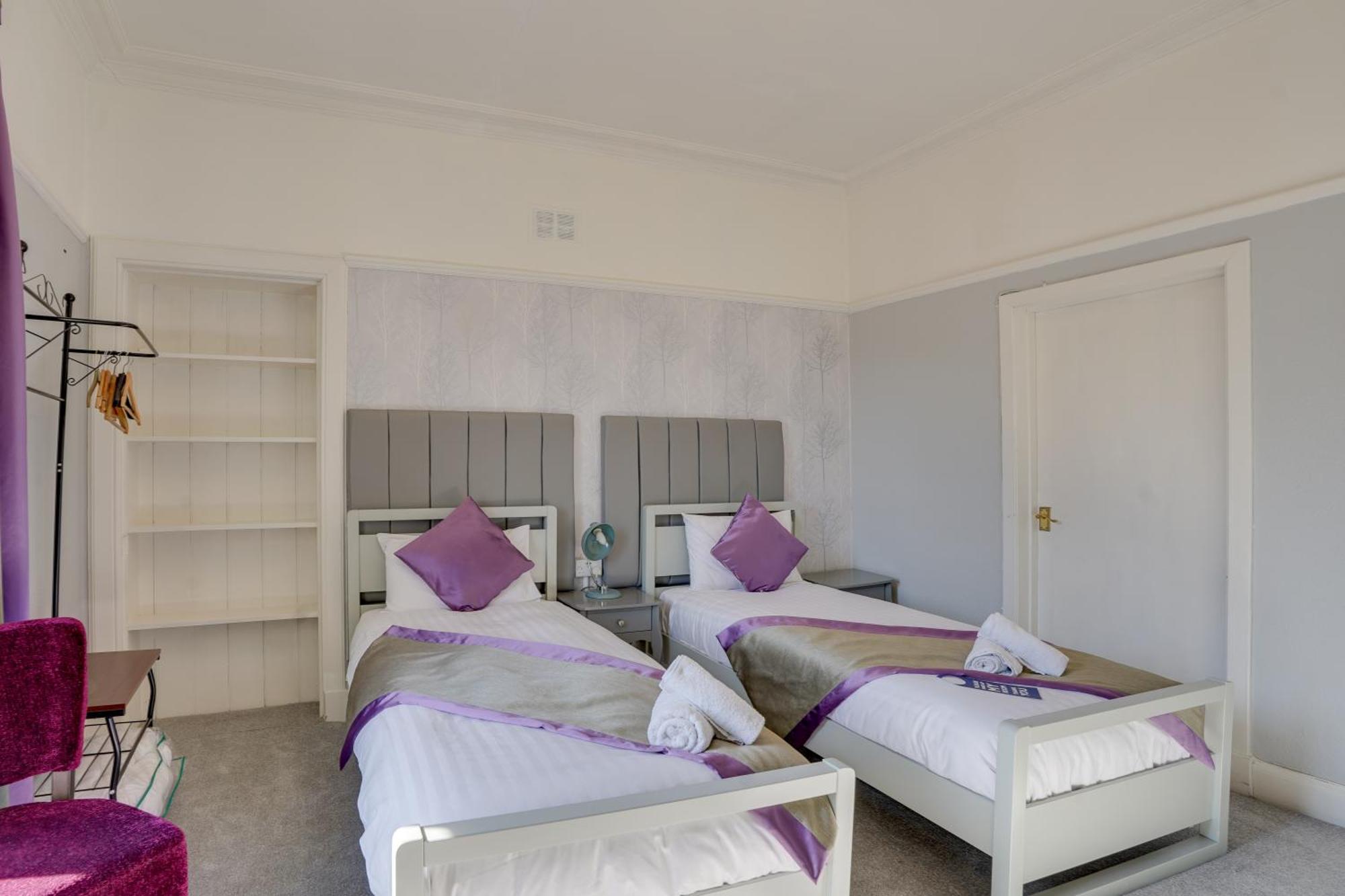 The County Hotel - Self Check-In, Ultra Fast Wi-Fi, Free Parking, Central Location Селкерк Экстерьер фото