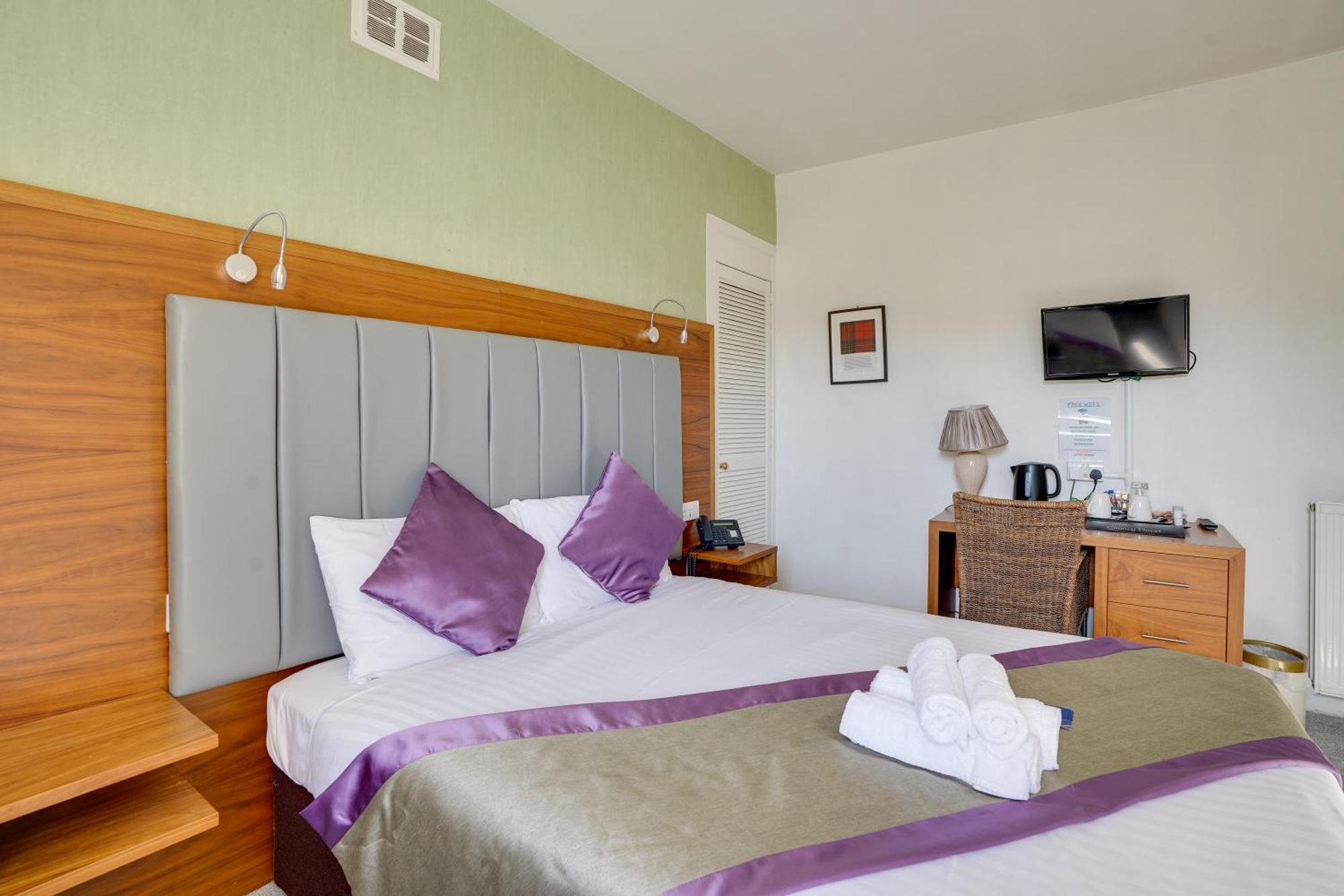 The County Hotel - Self Check-In, Ultra Fast Wi-Fi, Free Parking, Central Location Селкерк Экстерьер фото