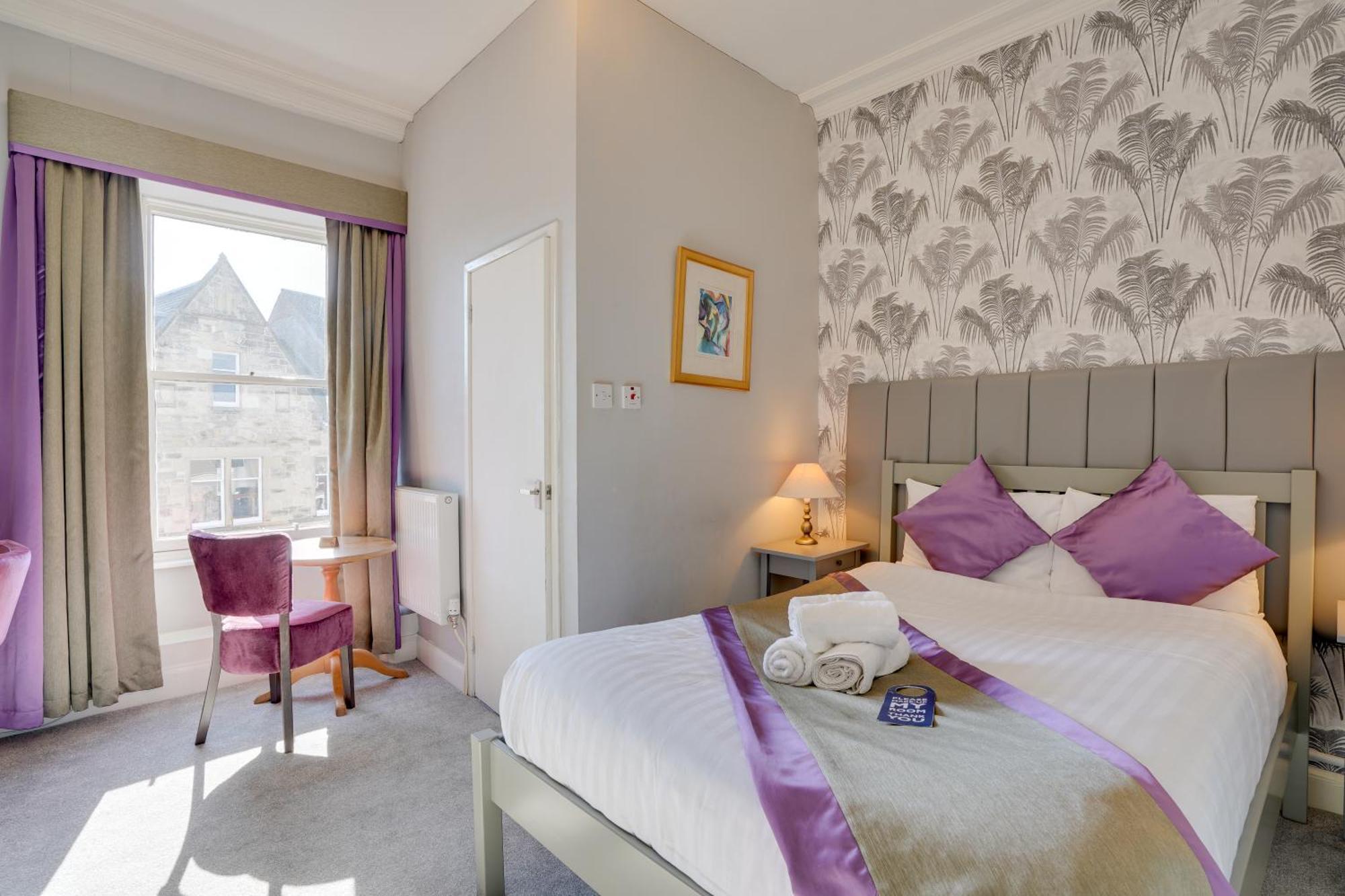 The County Hotel - Self Check-In, Ultra Fast Wi-Fi, Free Parking, Central Location Селкерк Экстерьер фото